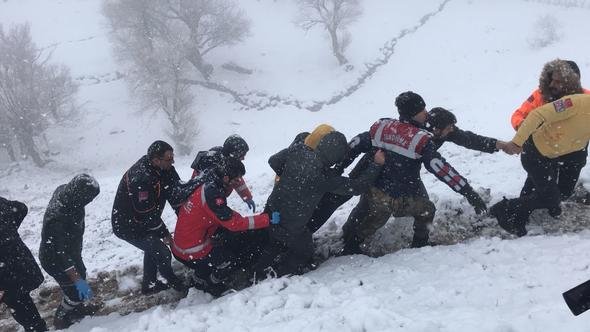 Muş'ta yolcu otobüsü devrildi: 6 ölü 24 yaralı