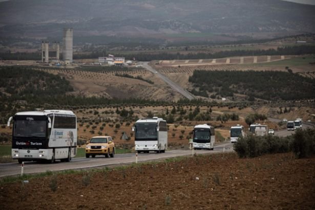 ÖSO militanları sınırdan Suriye tarafına geçirildi
