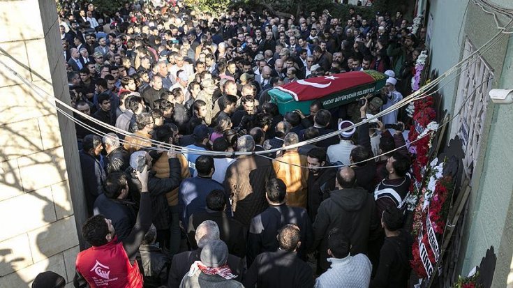 Roketli saldırıda hayatını kaybeden Fatma Avlar son yolculuğuna uğurlandı