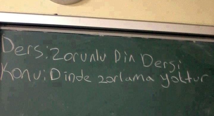 Veliler seçmedi, okul 'zorunlusunuz' dedi: Din dersi 6 saate çıkarıldı!