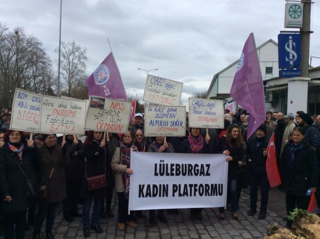 Şeker fabrikalarının özelleştirilmesi kararı Alpullu Şeker Fabrikası önünde protesto edildi