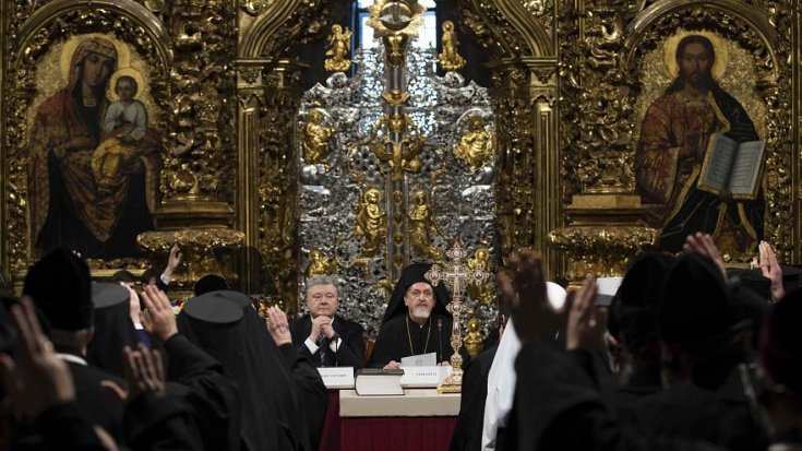 Ukrayna'da birleşik bağımsız kilise kuruldu