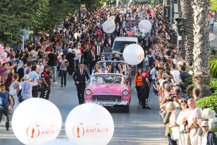 ‘Uluslararası Antalya Film Festivali’nin yarışma başvuruları başladı ‘Uluslararası Antalya Film Festivali’nin yarışma başvuruları başladı