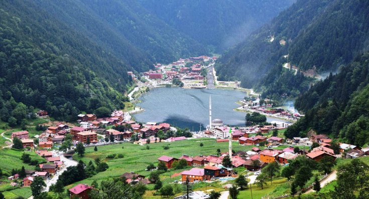 Uzungöl'deki kaçak yapılar yaz sezonu öncesi yıkılacak