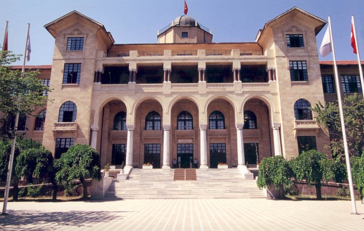 Yüzlerce kişinin başvurduğu fakülte, AKP üniversiteyi böldükten sonra öğrenci bulamadı!