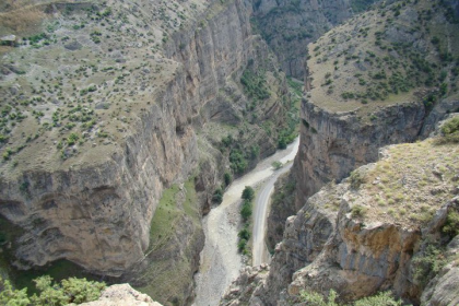 Artvin'de doğal SİT alanı olan Cehennem Vadisi'nin statüsü değiştirildi: Turistik tesis, baz istasyonu yapılabilecek