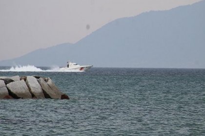 Ayvalık'ta balıkçı teknesi battı: 4 kişi kayıp