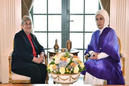 Emine Erdoğan, Prof. Dr. Canan Karatay'ı kabul etti