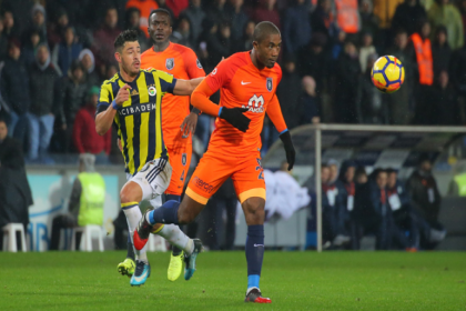 Fenerbahçe, Başakşehir'i 2-0 yendi