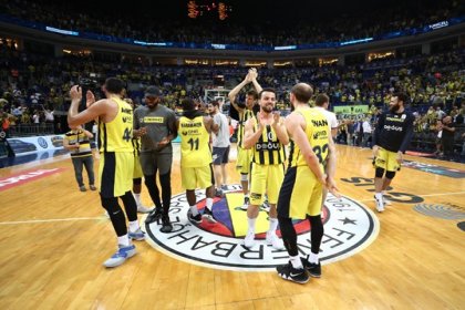 Fenerbahçe Doğuş final serisinde 1-0 öne geçti