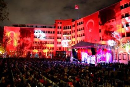 Kadıköy Cumhuriyet yürüyüşüne hazır