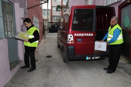 Karşıyaka Belediyesi'nden 4 bin aileye erzak yardımı