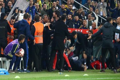 PFDK'dan Fenerbahçe'ye 3 maç seyircisiz oynama cezası