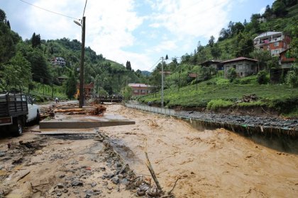 Rize'de sel ve heyelan hasarı ortaya çıktı: En büyük hasar alt yapıda