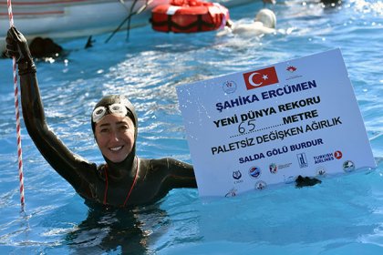 Şahika Ercümen'den dünya rekoru
