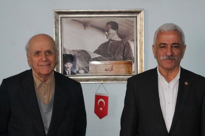 Seyhan Belediye Başkan aday adayı Özdiş, Yeni Adana Gazetesi'nin 101. yılını kutladı