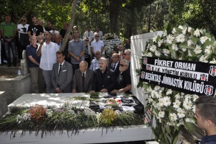 Süleyman Seba, ölümünün 4. yılında mezarı başında anıldı