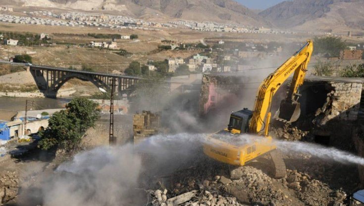 12 bin yıllık Hasankeyf’te 50 yıllık baraj için yıkım sürüyor