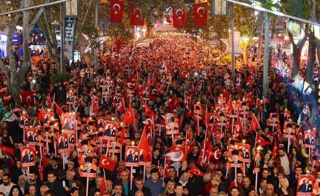 19 Mayıs İstanbul'da yürüyüşler, etkinlikler ve konserlerle kutlanıyor