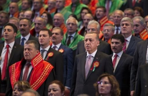 52 baronun katılmayacağını açıkladığı adli yıl açılışı bugün Beştepe'de yapıyor