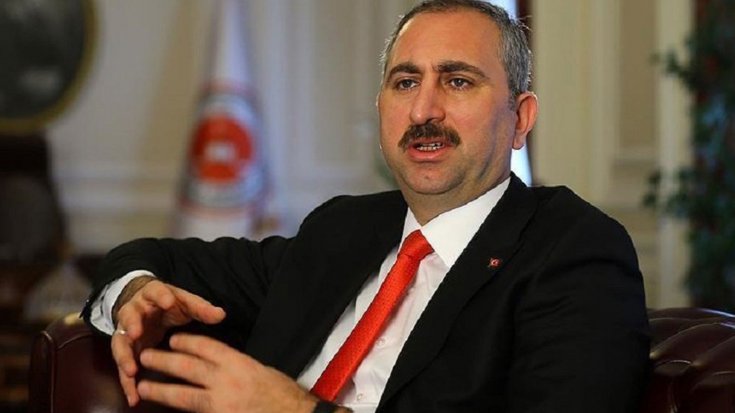 Adalet Bakanı Gül: Kadın cinayetlerine 'iyi hal indirimi' vicdanları yaralıyor