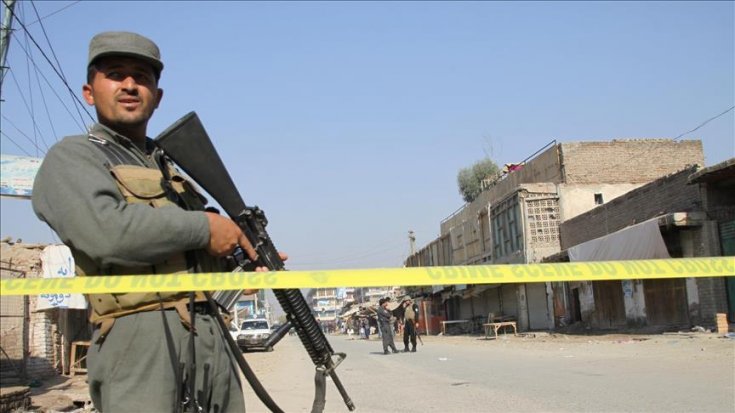 Afganistan'da Taliban askeri kampa saldırdı: 12 ölü