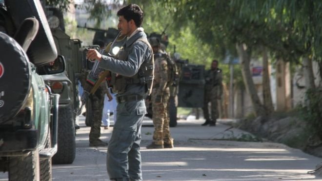 Afganistan'da Taliban'a yönelik hava saldırısı: 'En az 35 sivil öldü'