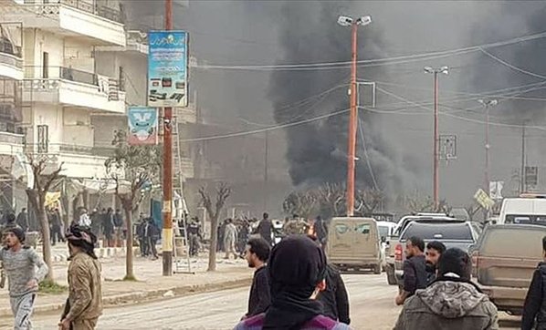 Afrin'de bomba yüklü araçla saldırı: 4 ölü