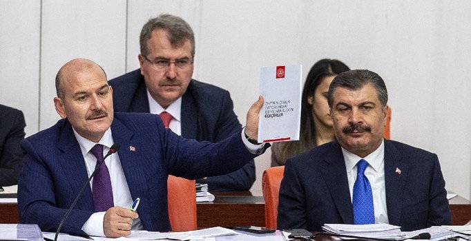 Bakanı Soylu'dan CHP'ye 'Las Tesis' tepkisi: 'Eğer dans da olacaksa hepimiz dans edelim'