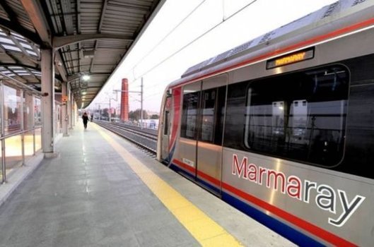 Bakanlığın Marmaray’ı ücretli belediyenin metrosu bedava