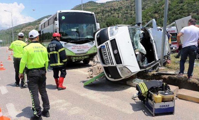 Bayram tatilinin 3 günlük kaza bilançosu: 27 ölü, 211 yaralı