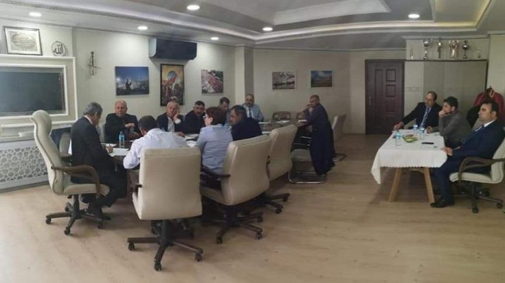 Belediye Meclisi’nde skandal: CHP’li üyeler dışlandı
