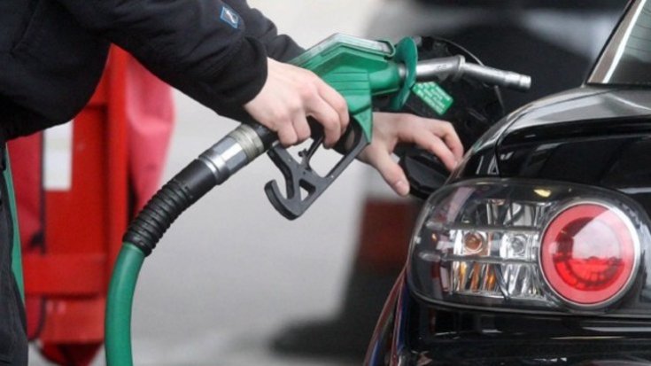 Benzin ve motorine zam geldi Benzin ve motorine zam geldi