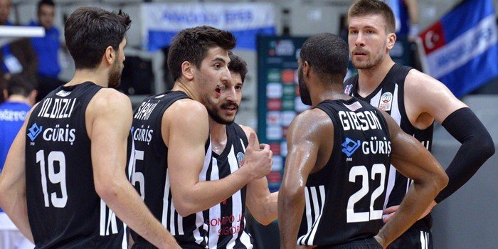 Beşiktaş'ta erkek basketbolculardan boykot kararı