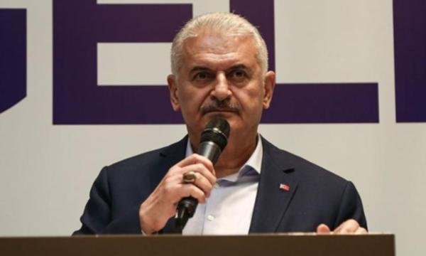 Binali Yıldırım'dan otogarda 'park ücreti' açıklaması