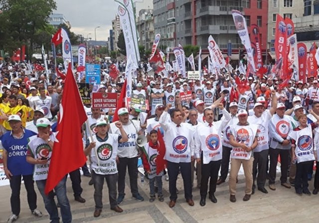 Birleşik Kamu-İş: 'Eğitim-öğretim AKP iktidarı tarafından parası olanlara ayrıcalık haline getirildi'