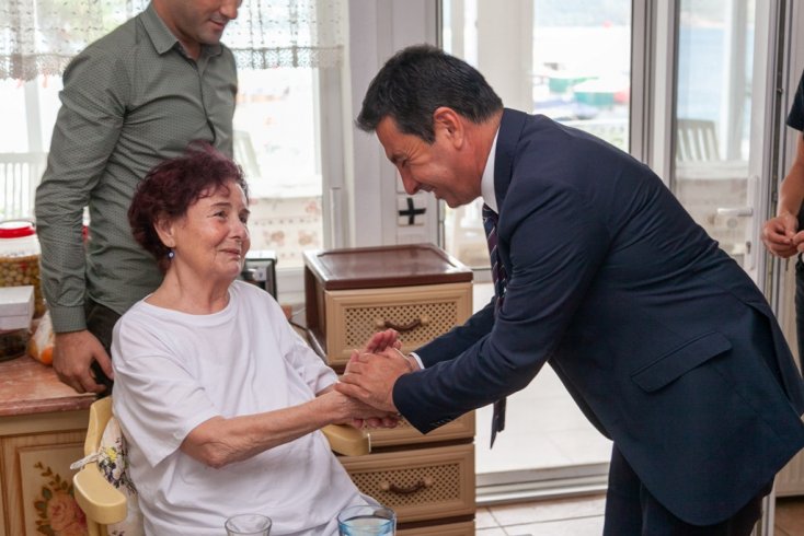 Bodrum Belediye Başkanı Ahmet Aras'tan, Fatma Girik'e ziyaret