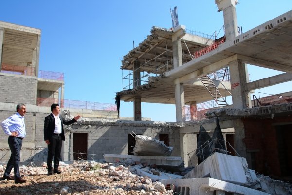 Bodrum Belediye Başkanı Aras yıkım alanlarında incelemelerde bulundu