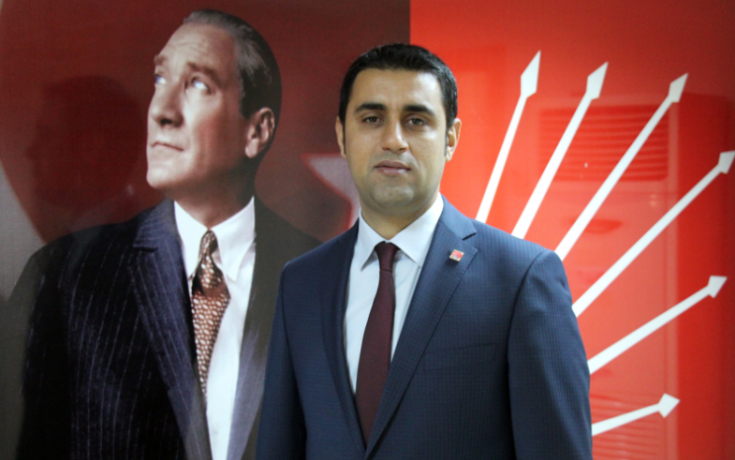 CHP Adana İl Başkanı Emrah Kozay görevinden istifa etti