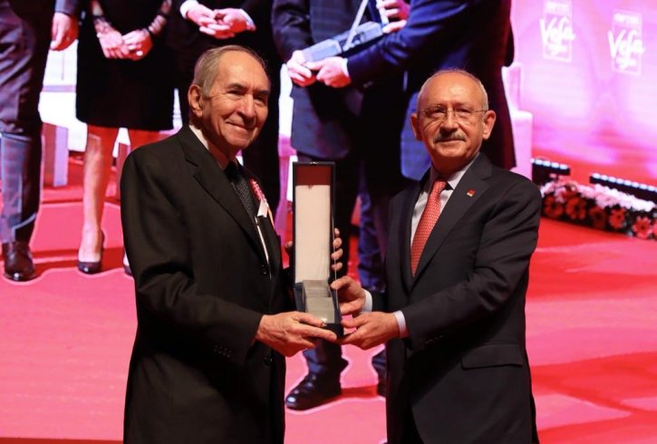 CHP Lideri Kemal Kılıçdaroğlu, "CHP Beylikdüzü İlçe Örgütü 4. Vefa Ödülleri Töreni"ne katıldı