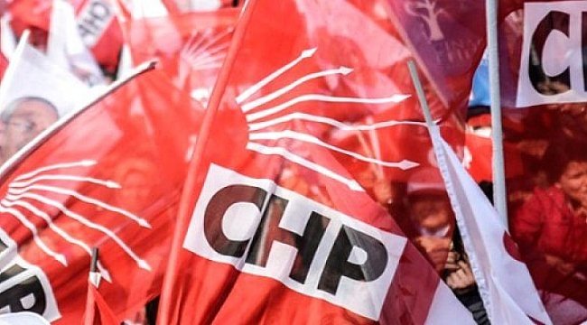 CHP Selçuk ilçe yönetiminde toplu istifa