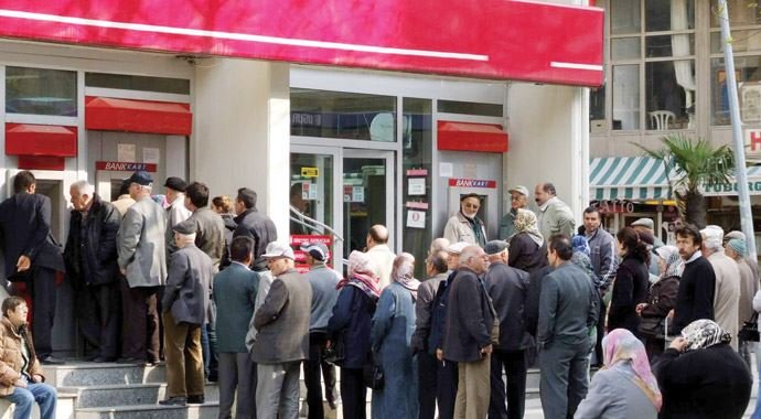 CHP'den 'Emeklilere aylık 600 TL kira, yıllık 2000 TL ısınma yardımı yapılsın' talebi