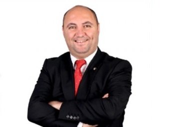 CHP'li il genel meclisi üyesi Ozan Sarısoy; AKP Sinop ve Ayancık'a hizmeti engelliyor