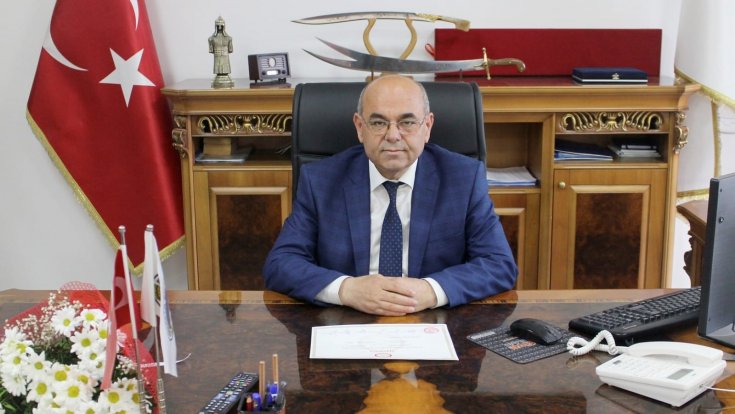 CHP’li Serinhisar Belediye Başkanı partisinden istifa etti