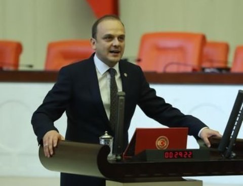 CHP'li Tığlı, Çanakçı'ya aktarılan milyonları Meclis'e taşıdı