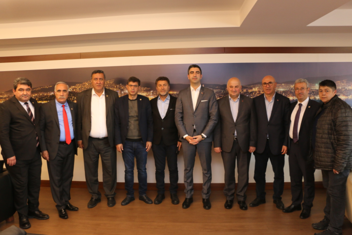 CHP'li vekillerden Kartal Belediye Başkan Gökhan Yüksel’e tebrik ziyareti