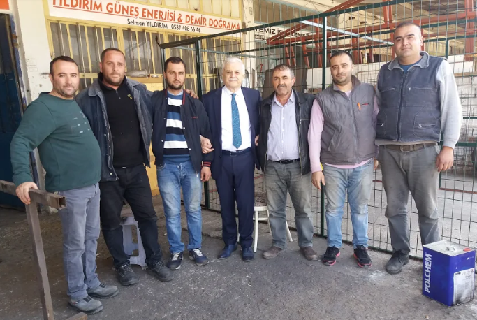 CHP'nin Burhaniye adayı Ali Kemal Deveciler, esnafla buluştu