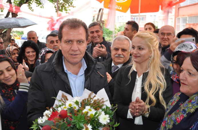 CHP'nin Mersin Büyükşehir adayı Seçer: Halkın parasını halka geri vereceğiz