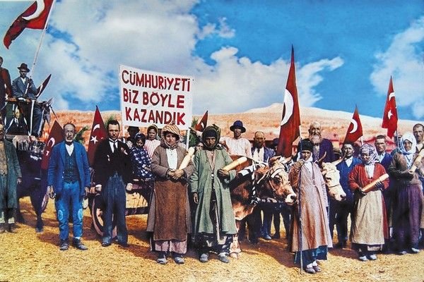 Cumhuriyetimiz 96 yaşında!