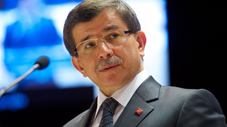 Davutoğlu: Terörle mücadele defterleri açılırsa birçok insan, insan yüzüne çıkamaz